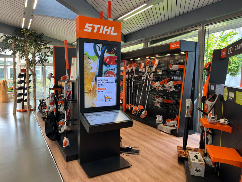 Conception de A à Z d'un totem vidéo avec écran tactile et rétroéclairage LED