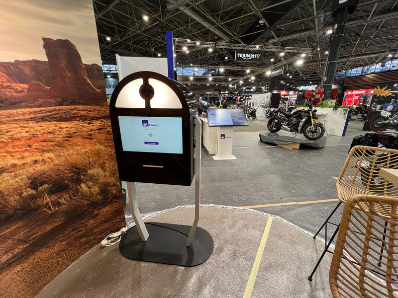 🏍️✨ Ezion au Salon du 2 Roues avec AXA PASSION ! 🏍️✨