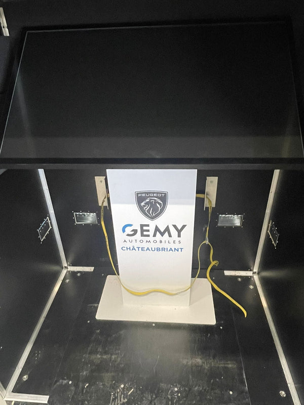 Départ en flight case d'une belle borne B2 personnalisée