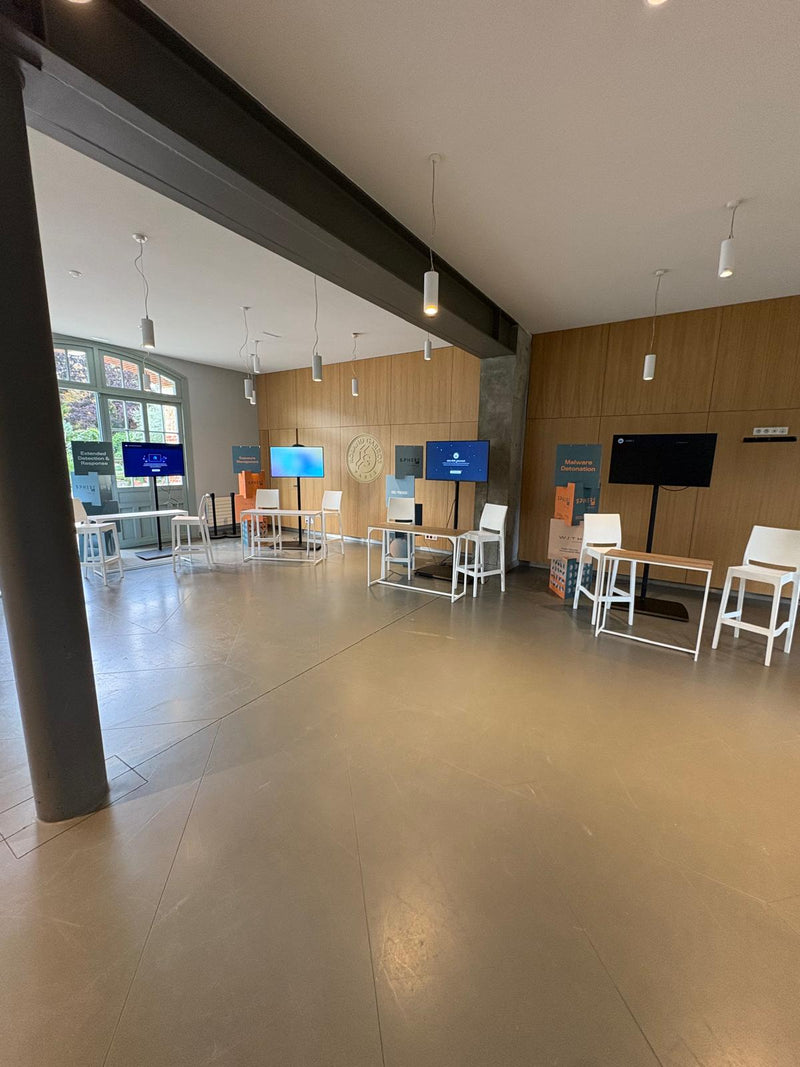 Location et installation d'écrans sur pied