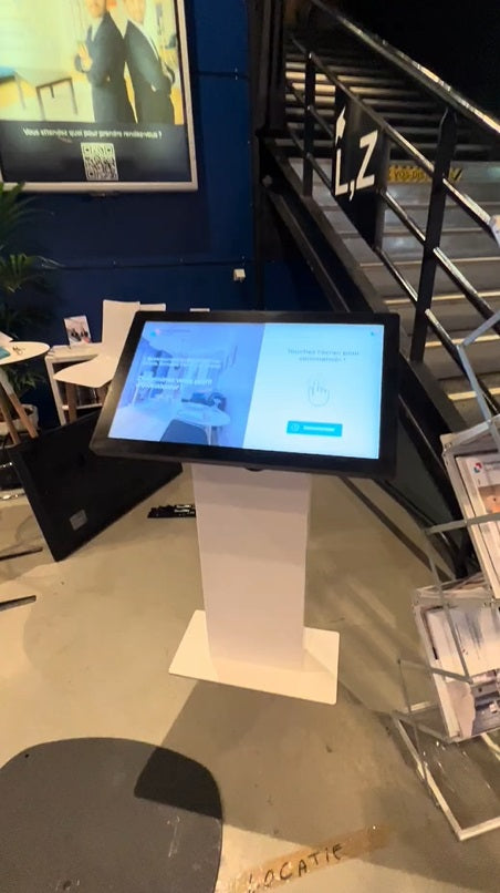 Application questionnaire et prise de coordonnées sur borne tactile B2