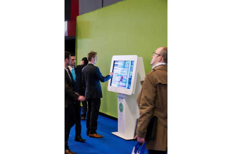 Location Totem tactile E2 (32'', 43", 46", 49'', 55'', 65'', 75'')