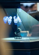 Hologramme pyramide 3 faces - 103 cm